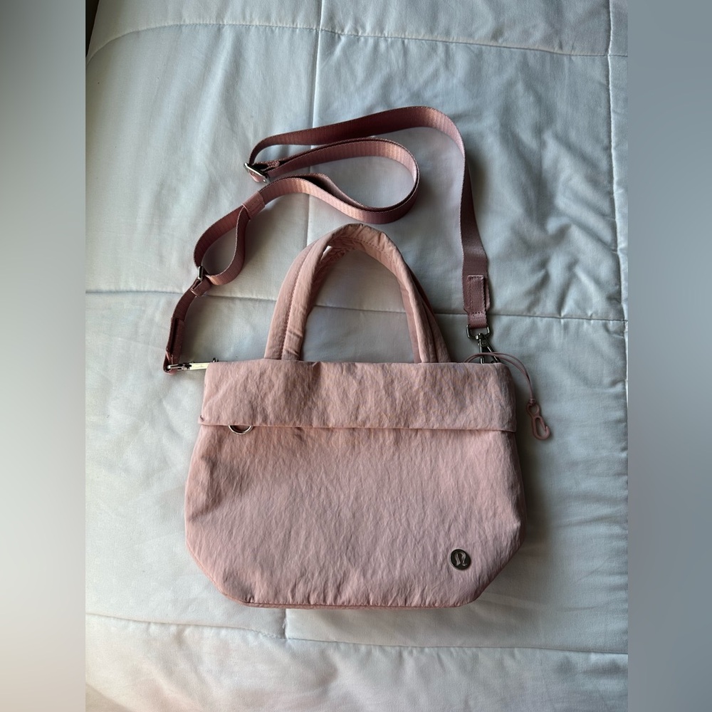 LULULEMON PINK HAZE ON MY LEVEL SMALL TOTE BAG 5L - Picture 5 of 6